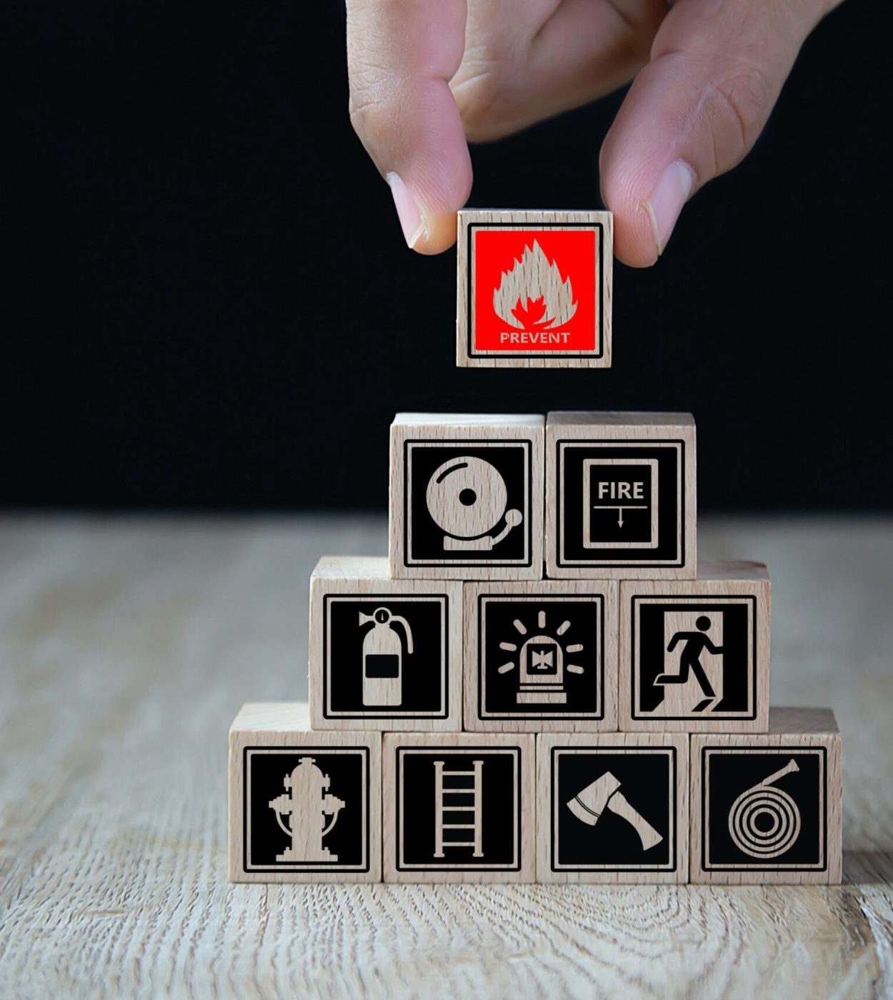 Construction bois en situation d’incendie – Eurocode 5 Construction bois en situation d’incendie - Eurocode 5